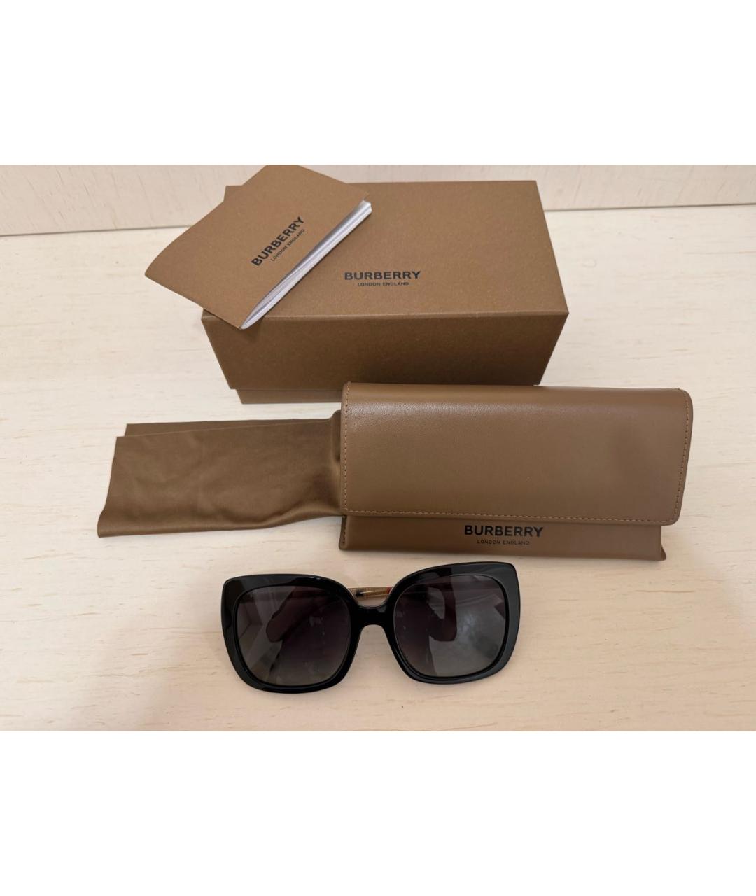 BURBERRY Черные пластиковые солнцезащитные очки, фото 4