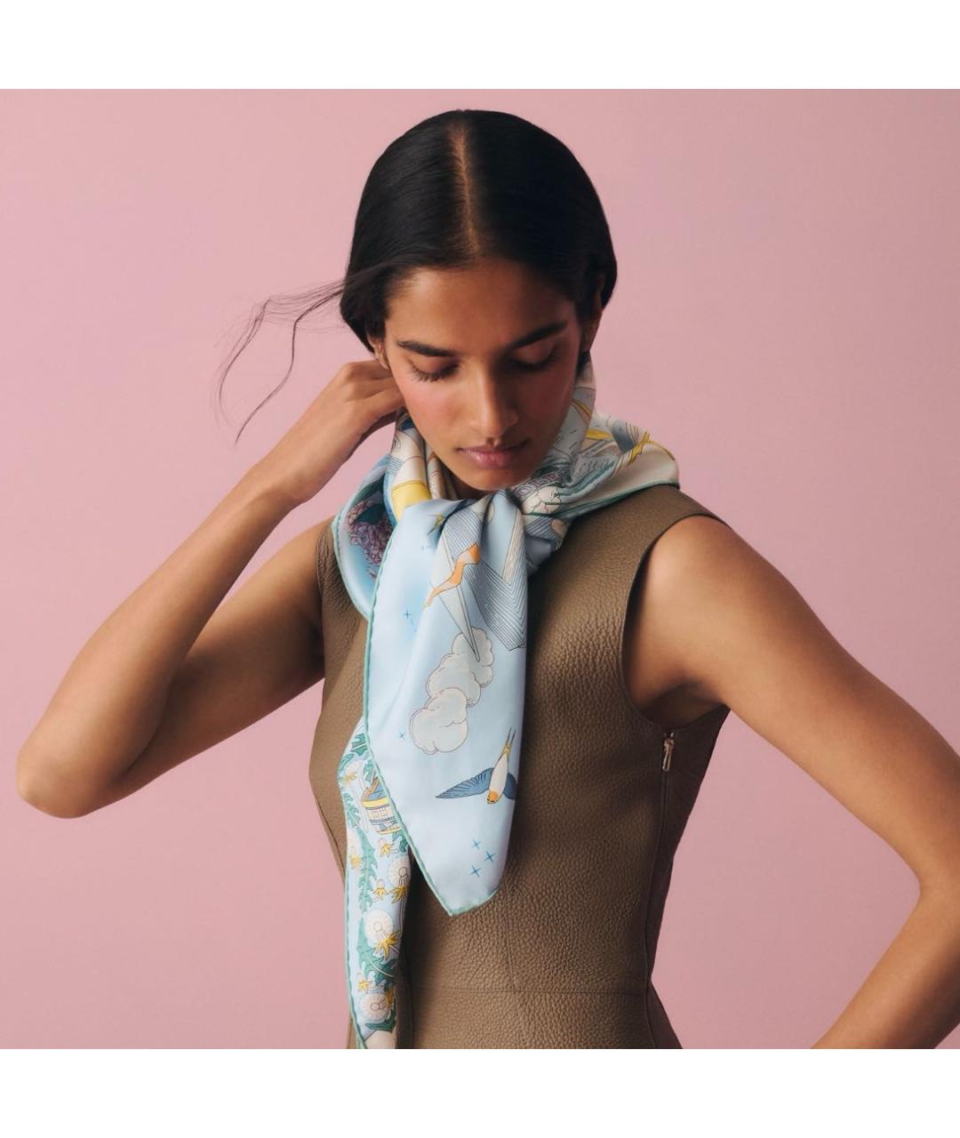HERMES Голубой шелковый платок, фото 2