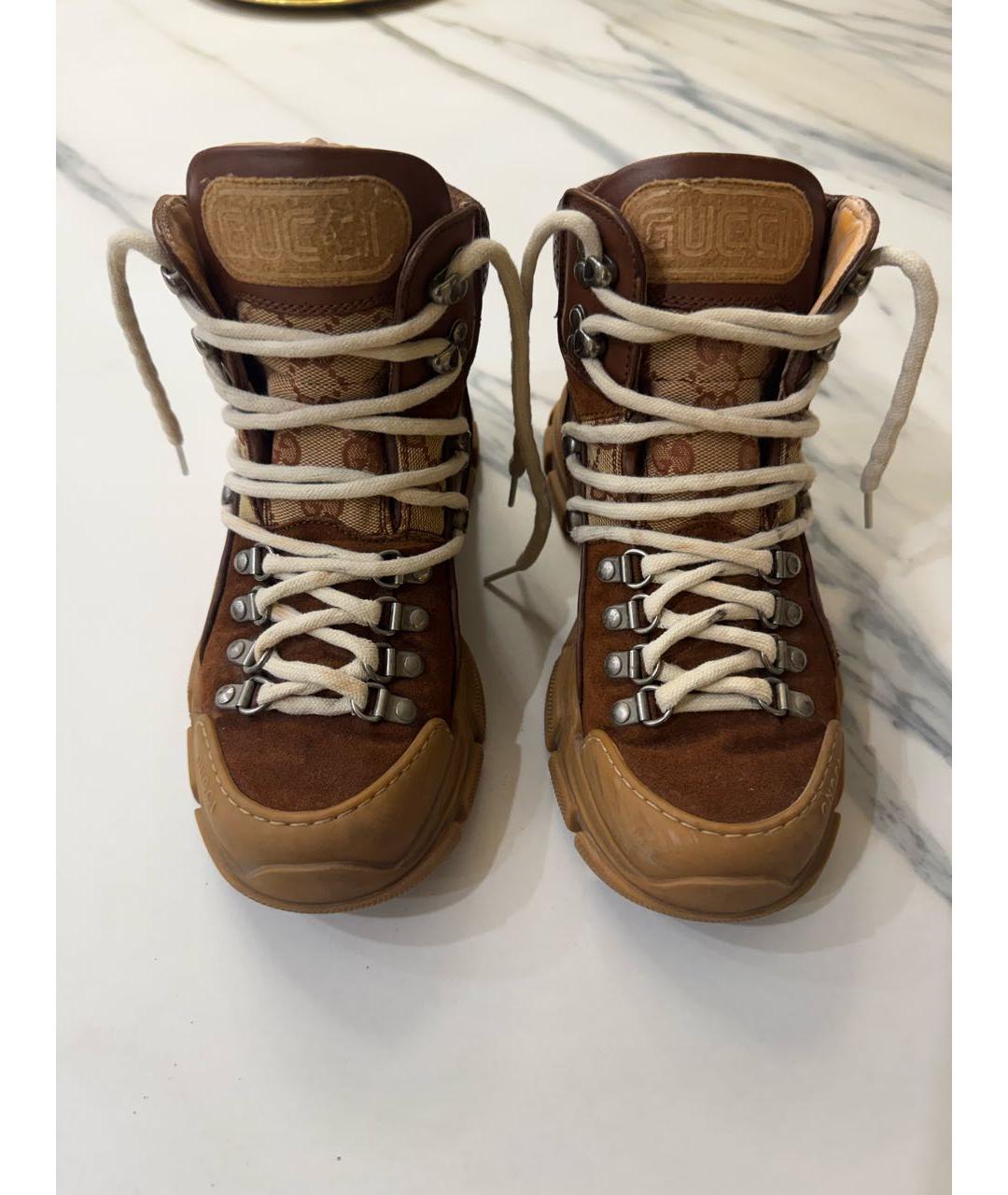 GUCCI Коричневые текстильные ботинки, фото 2
