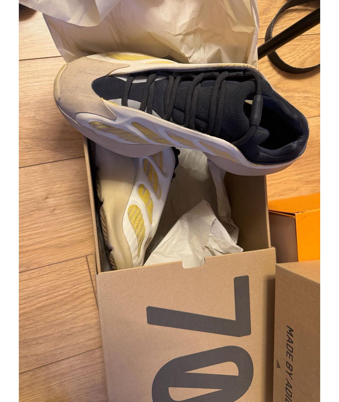 ADIDAS YEEZY Бежевые неопреновые кроссовки, фото 5