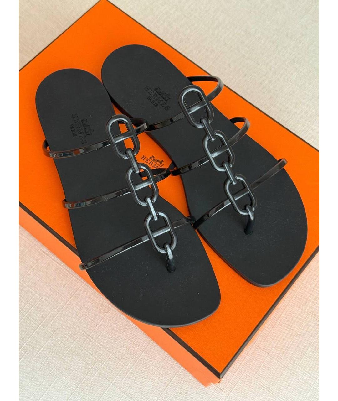 HERMES Черные резиновые шлепанцы, фото 2