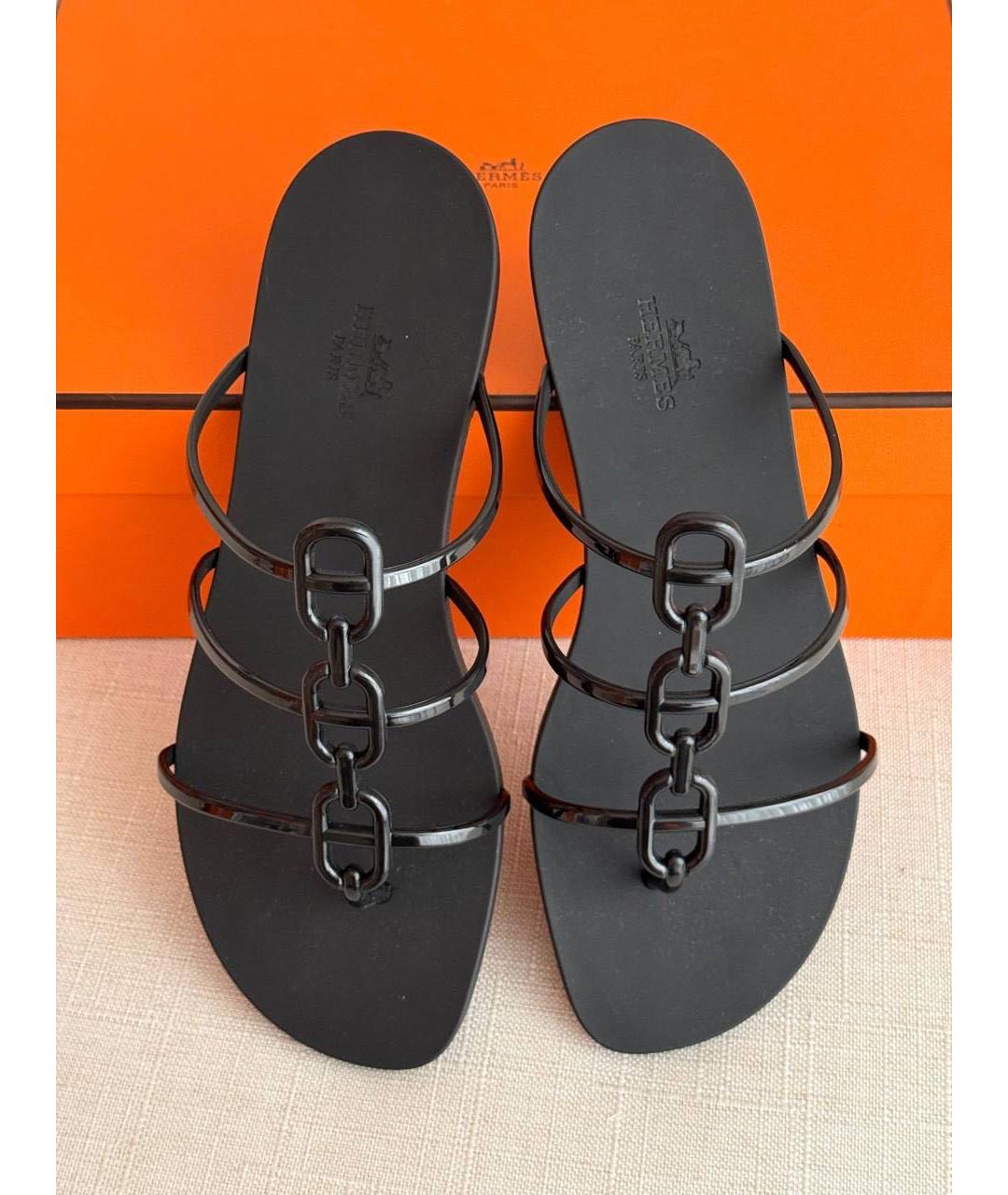 HERMES Черные резиновые шлепанцы, фото 3
