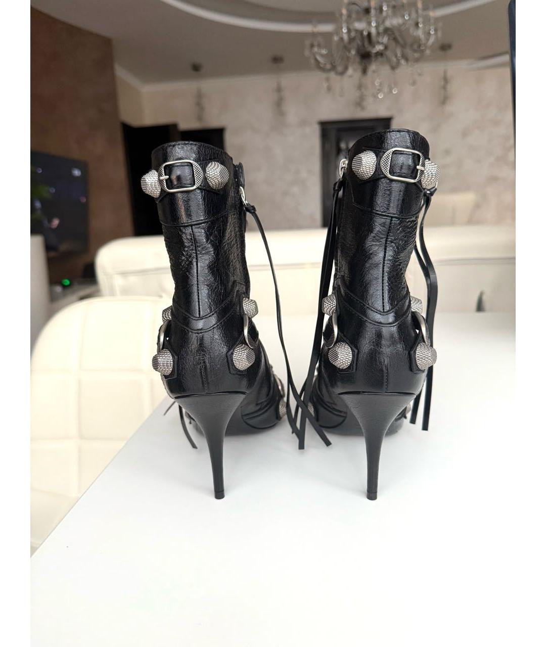 BALENCIAGA Черные кожаные ботильоны, фото 4