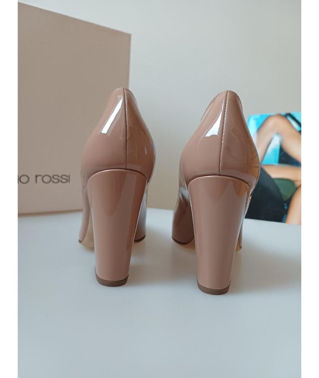 SERGIO ROSSI Бежевые туфли из лакированной кожи, фото 8