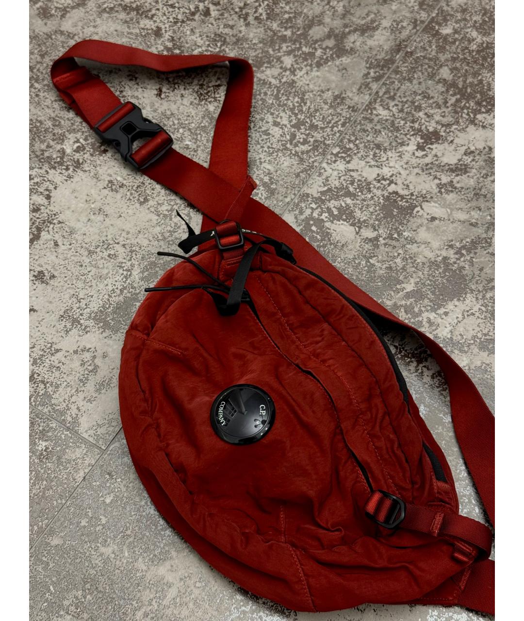 CP COMPANY Красная поясная сумка, фото 2