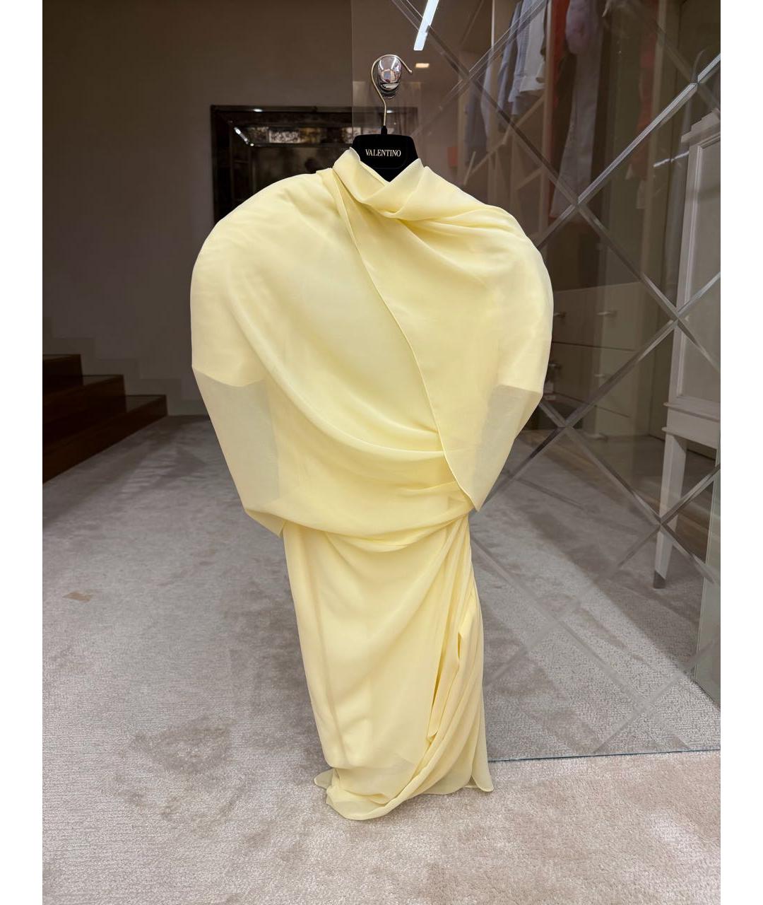 JACQUEMUS Желтое шелковое коктейльное платье, фото 4