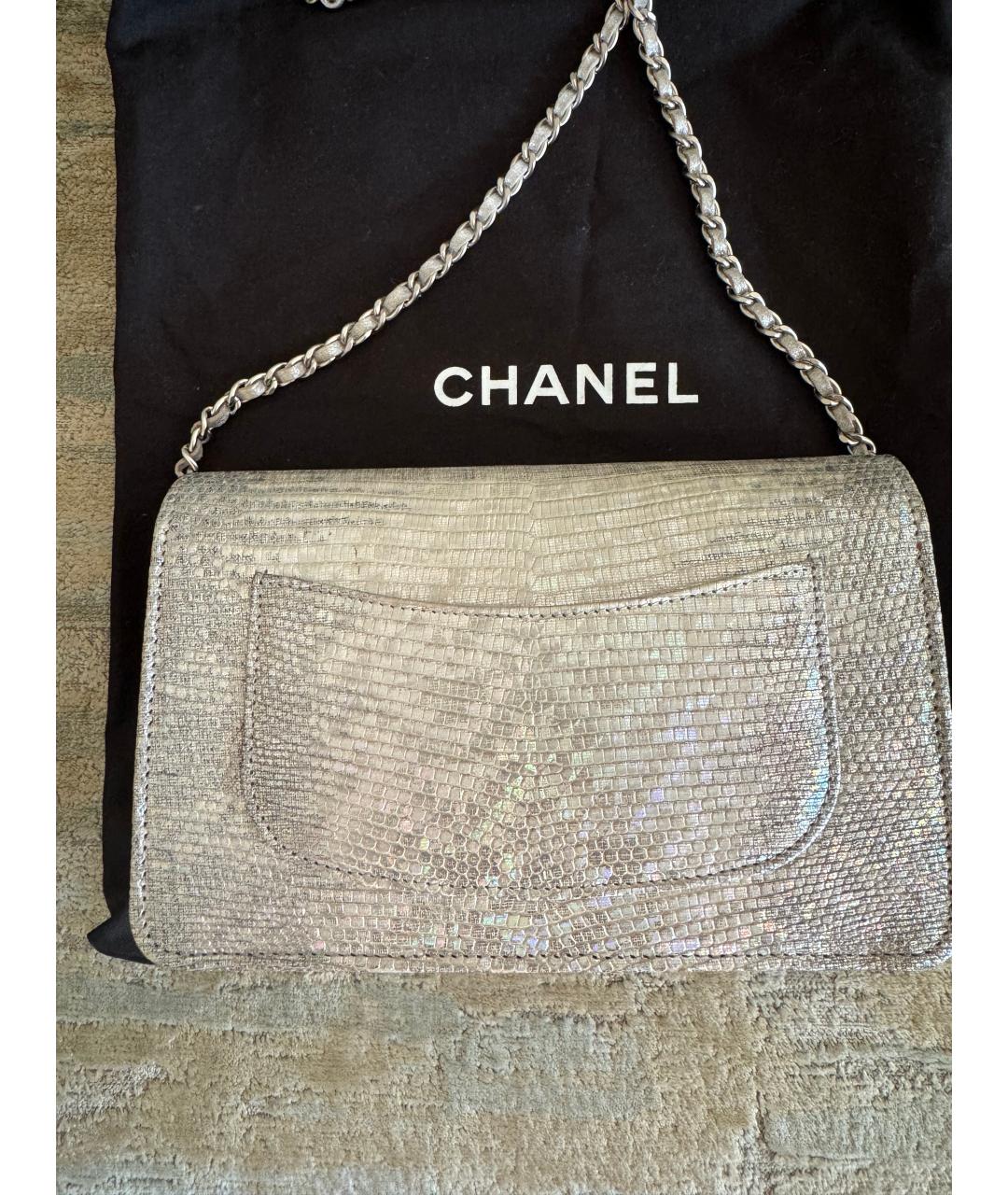 CHANEL Серебряная кожаная сумка через плечо, фото 2