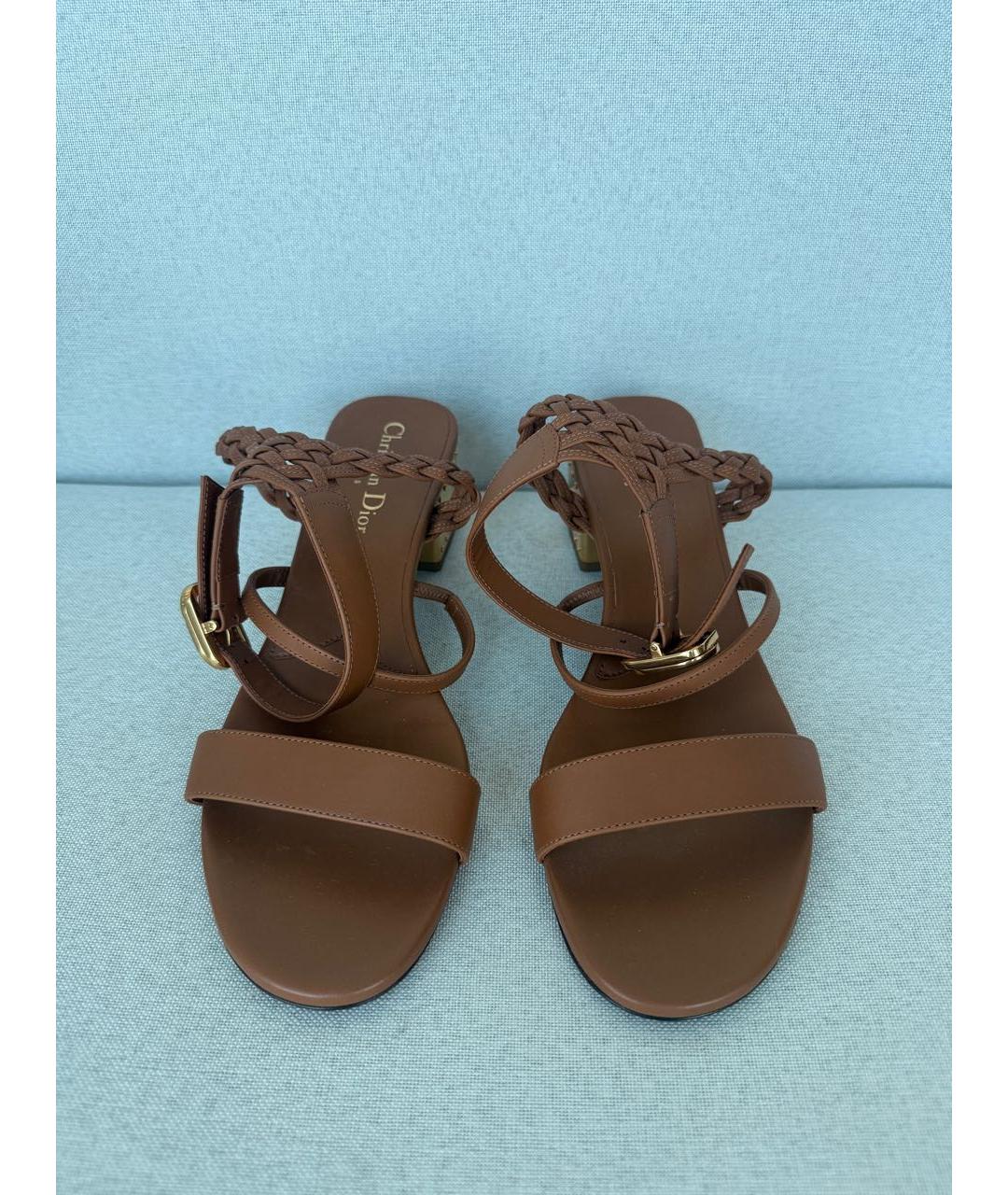 CHRISTIAN DIOR Коричневые кожаные босоножки, фото 2