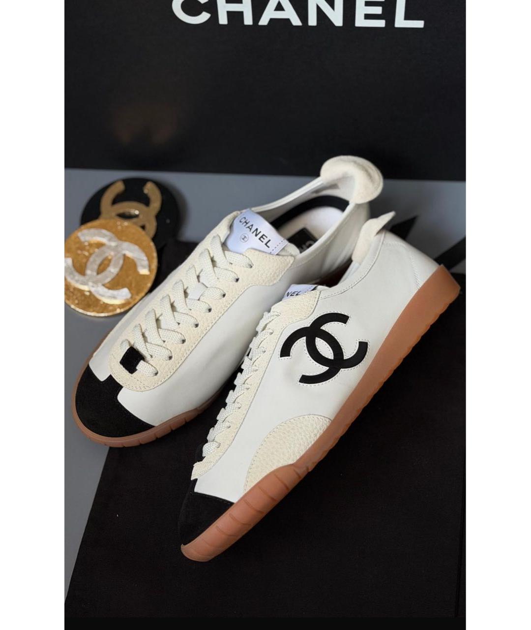 CHANEL Белые кожаные кеды, фото 2