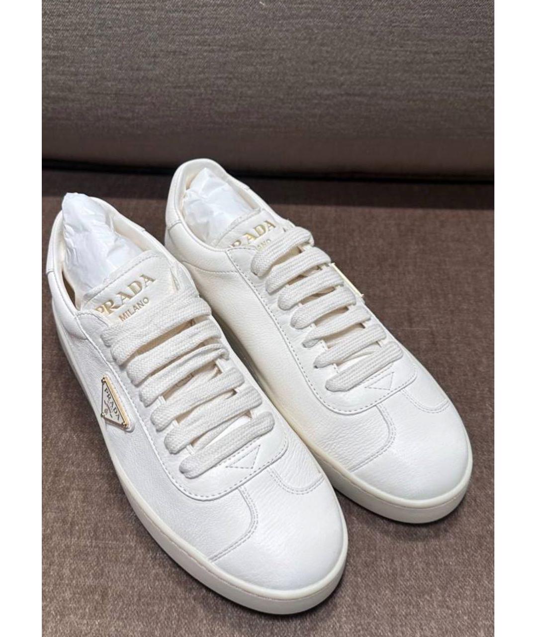 PRADA Белые кожаные кеды, фото 3