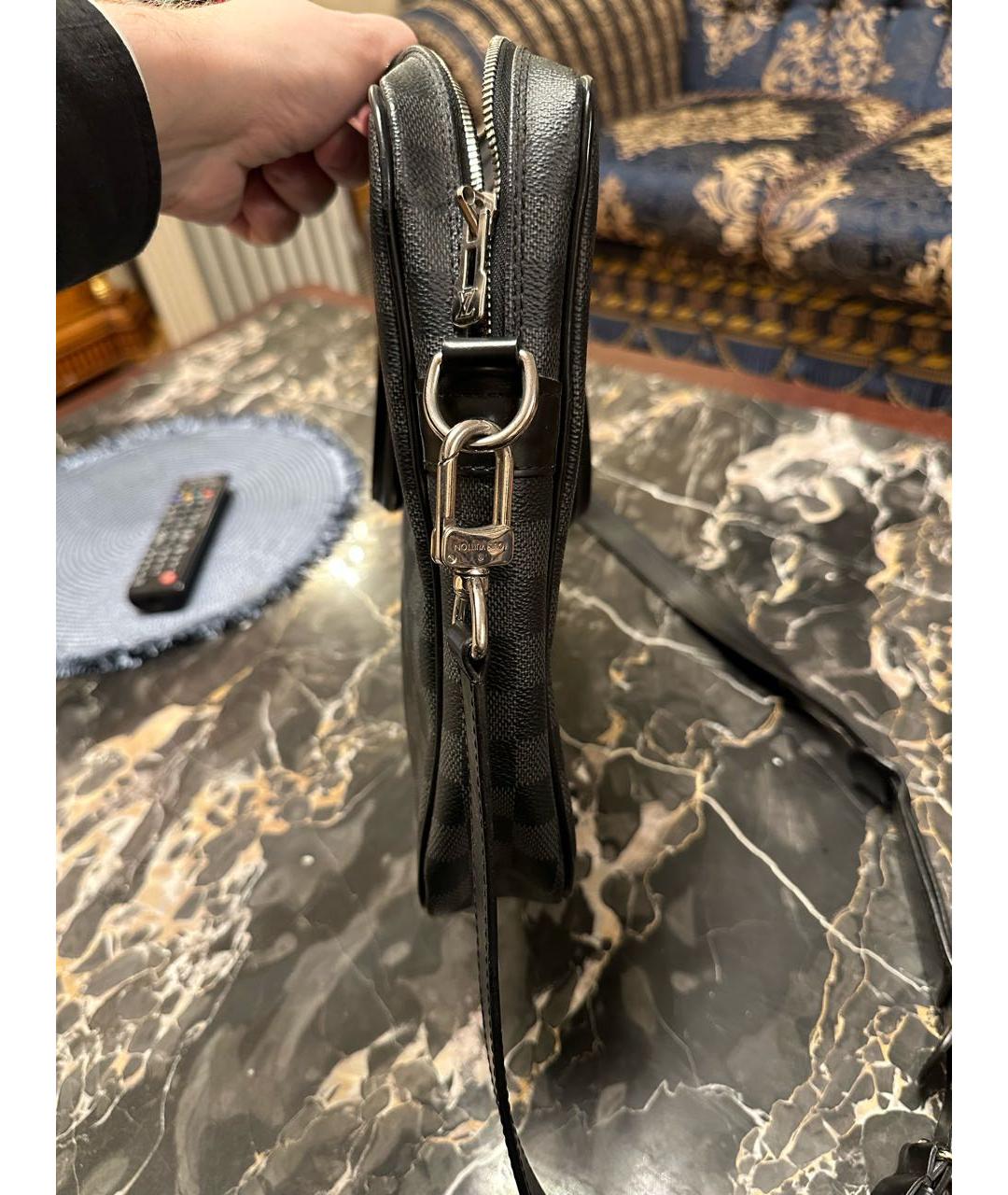 LOUIS VUITTON Антрацитовый портфель, фото 2