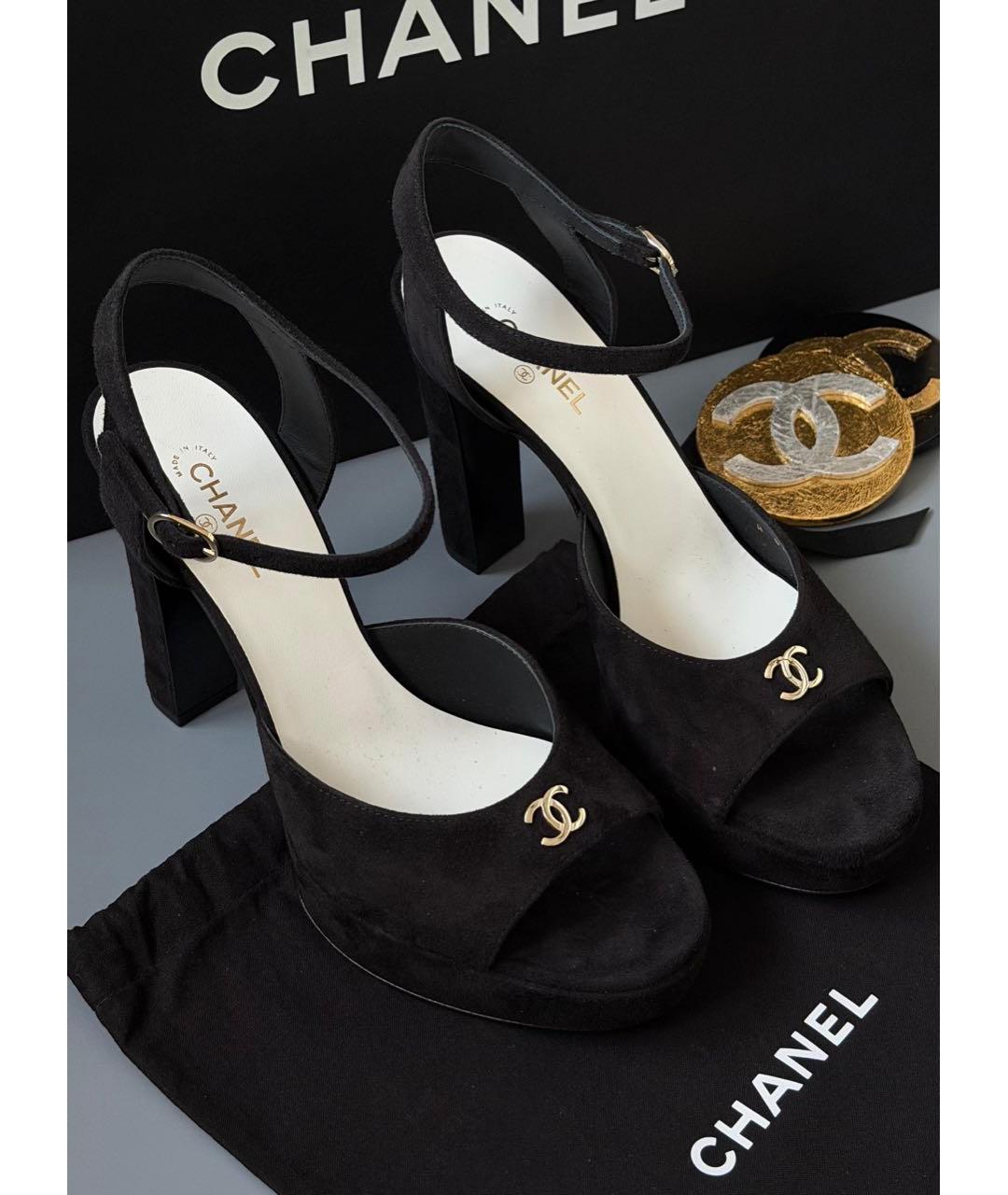 CHANEL Черные замшевые босоножки, фото 3