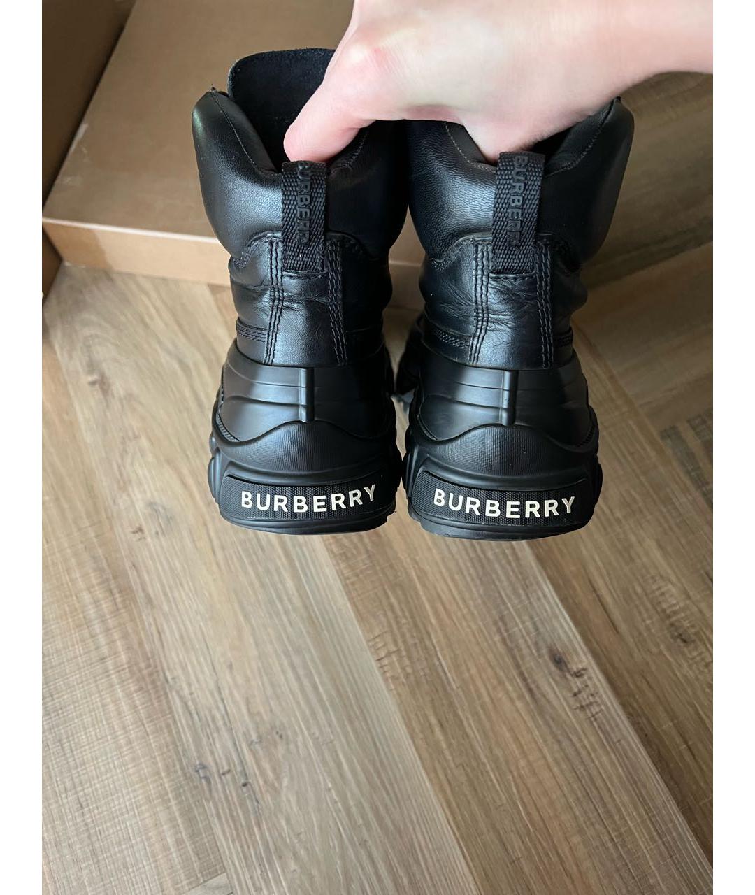 BURBERRY Черные кожаные ботинки, фото 5
