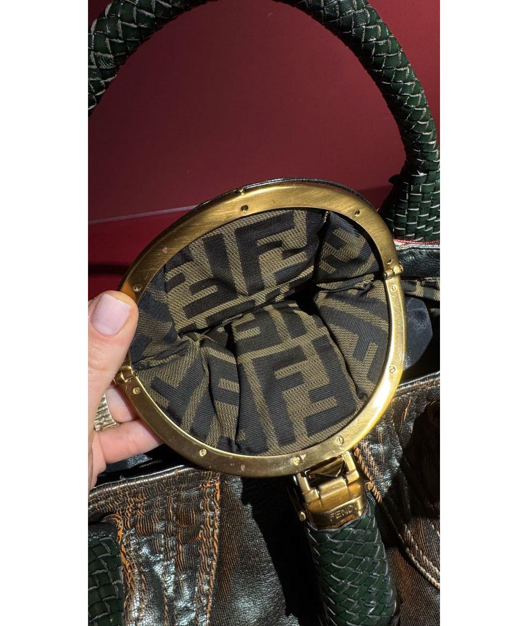 FENDI Коричневая кожаная сумка с короткими ручками, фото 4