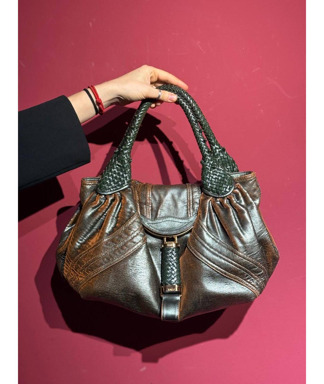 FENDI Коричневая кожаная сумка с короткими ручками, фото 9