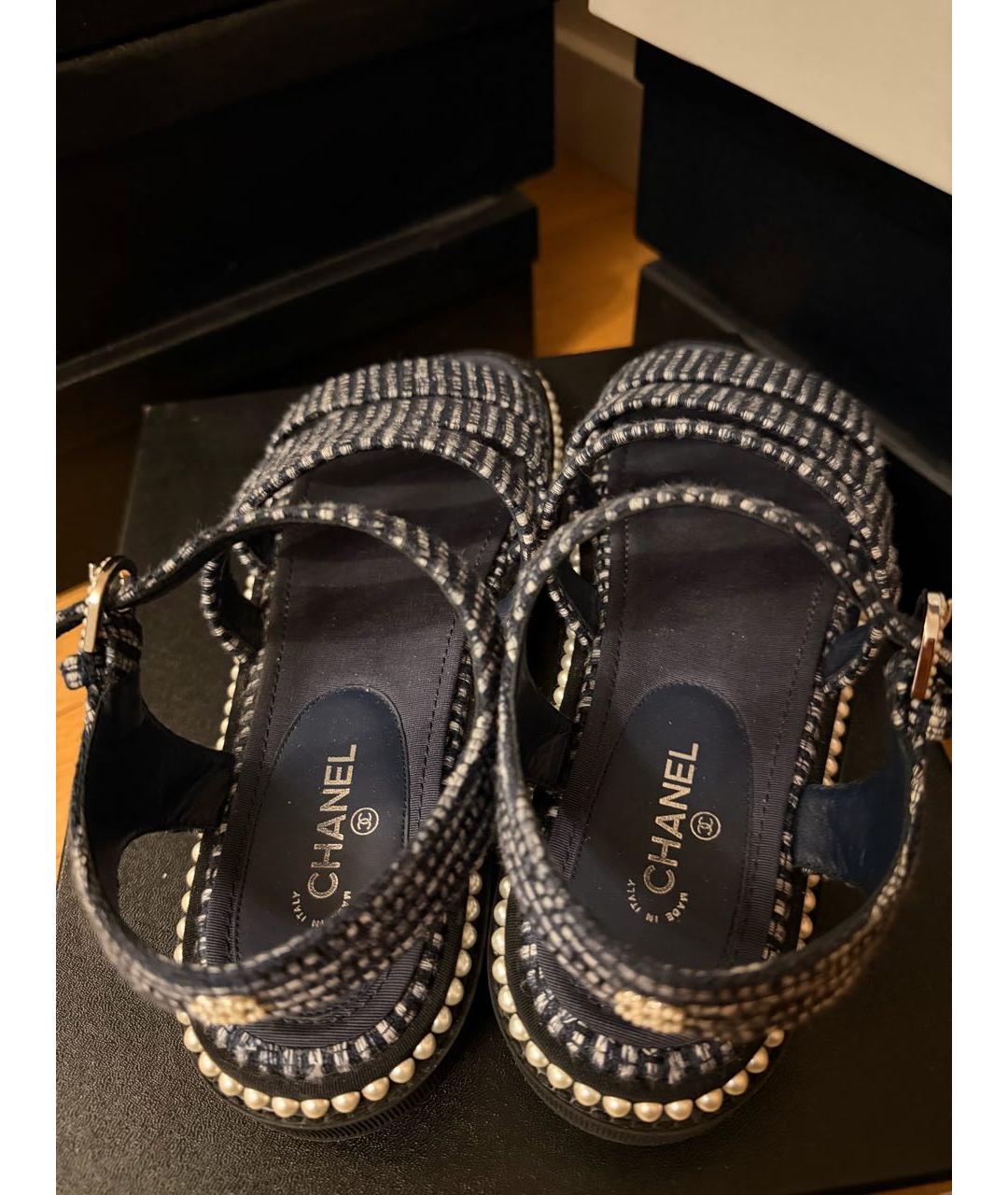 CHANEL Темно-синие текстильные сандалии, фото 3
