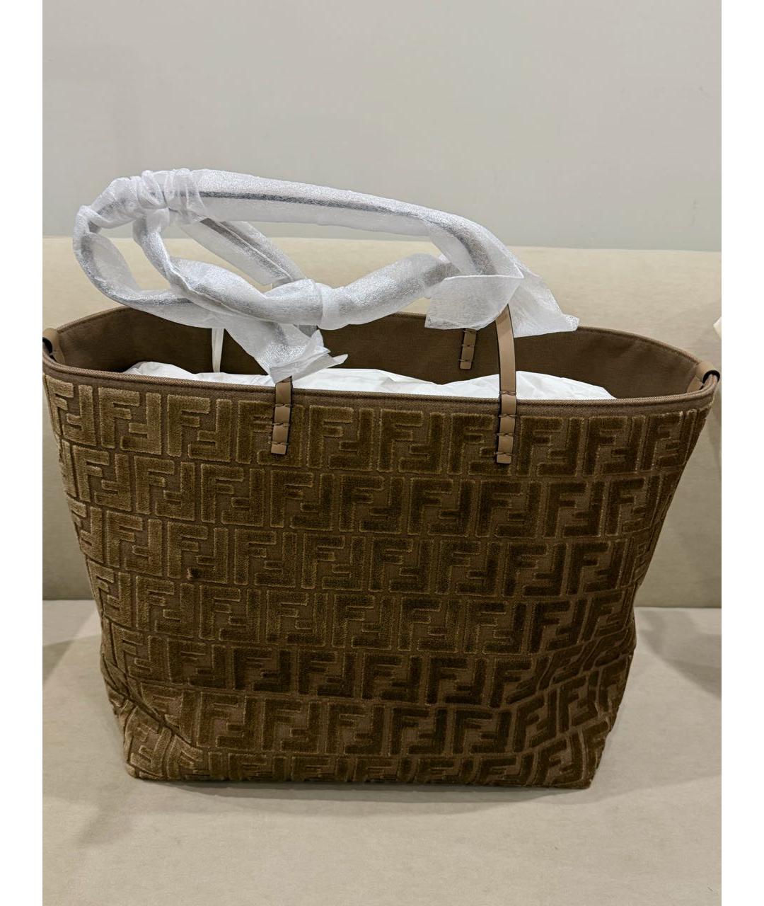 FENDI Коричневая сумка с короткими ручками, фото 3