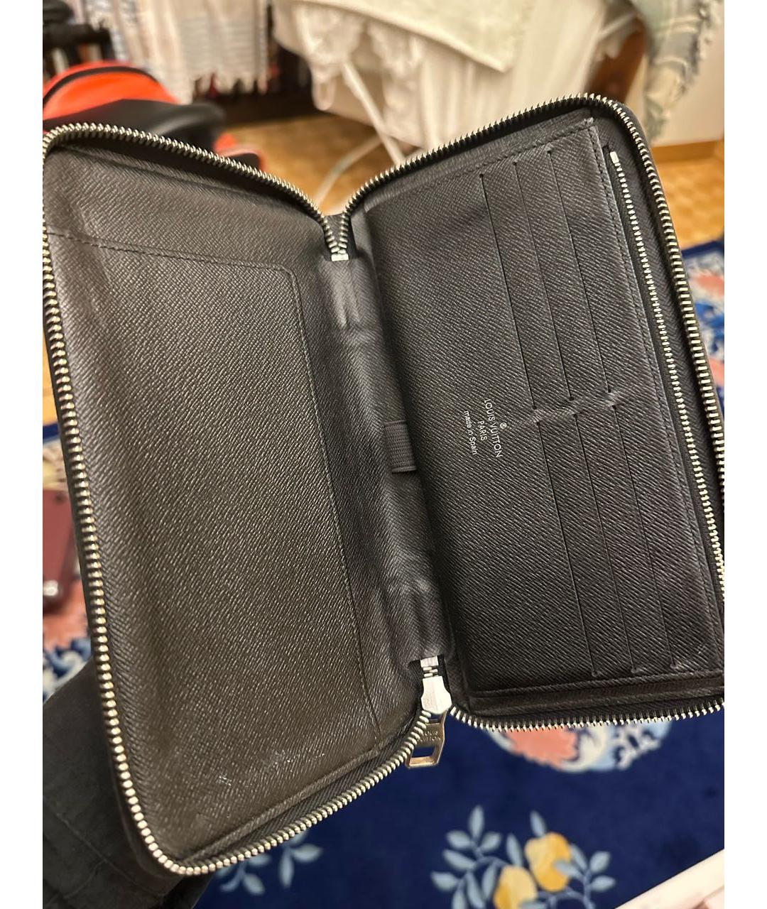 LOUIS VUITTON Антрацитовый кошелек, фото 3