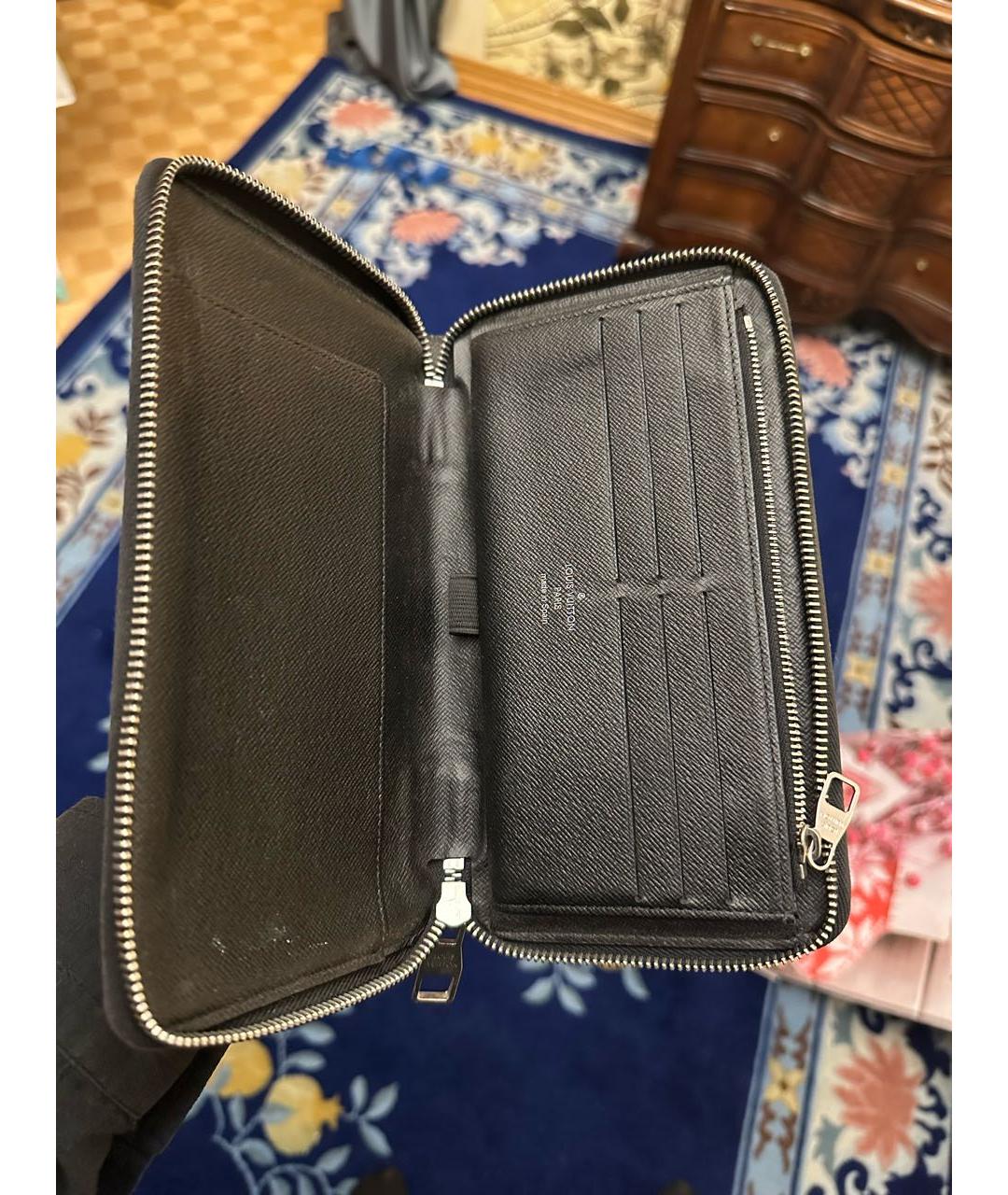 LOUIS VUITTON Антрацитовый кошелек, фото 4