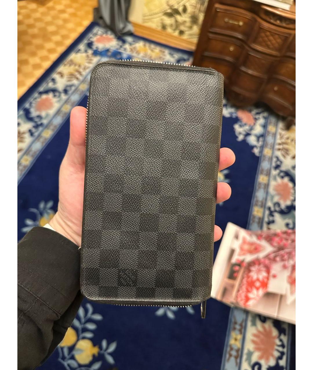 LOUIS VUITTON Антрацитовый кошелек, фото 5