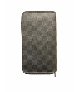 LOUIS VUITTON Кошелек