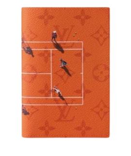 LOUIS VUITTON Обложка/футляр