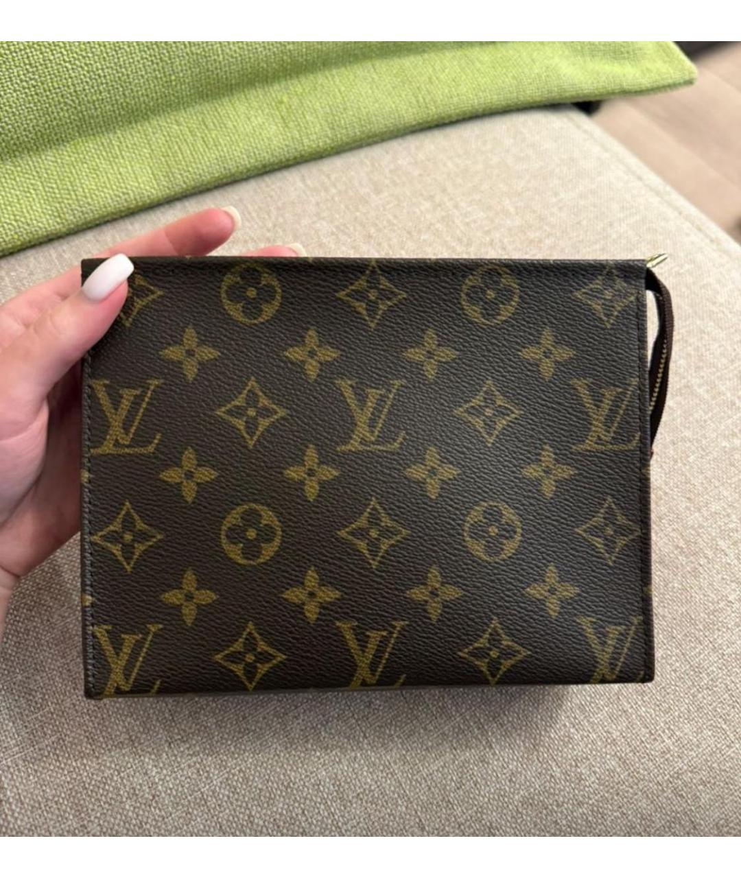 LOUIS VUITTON Коричневая косметичка, фото 7