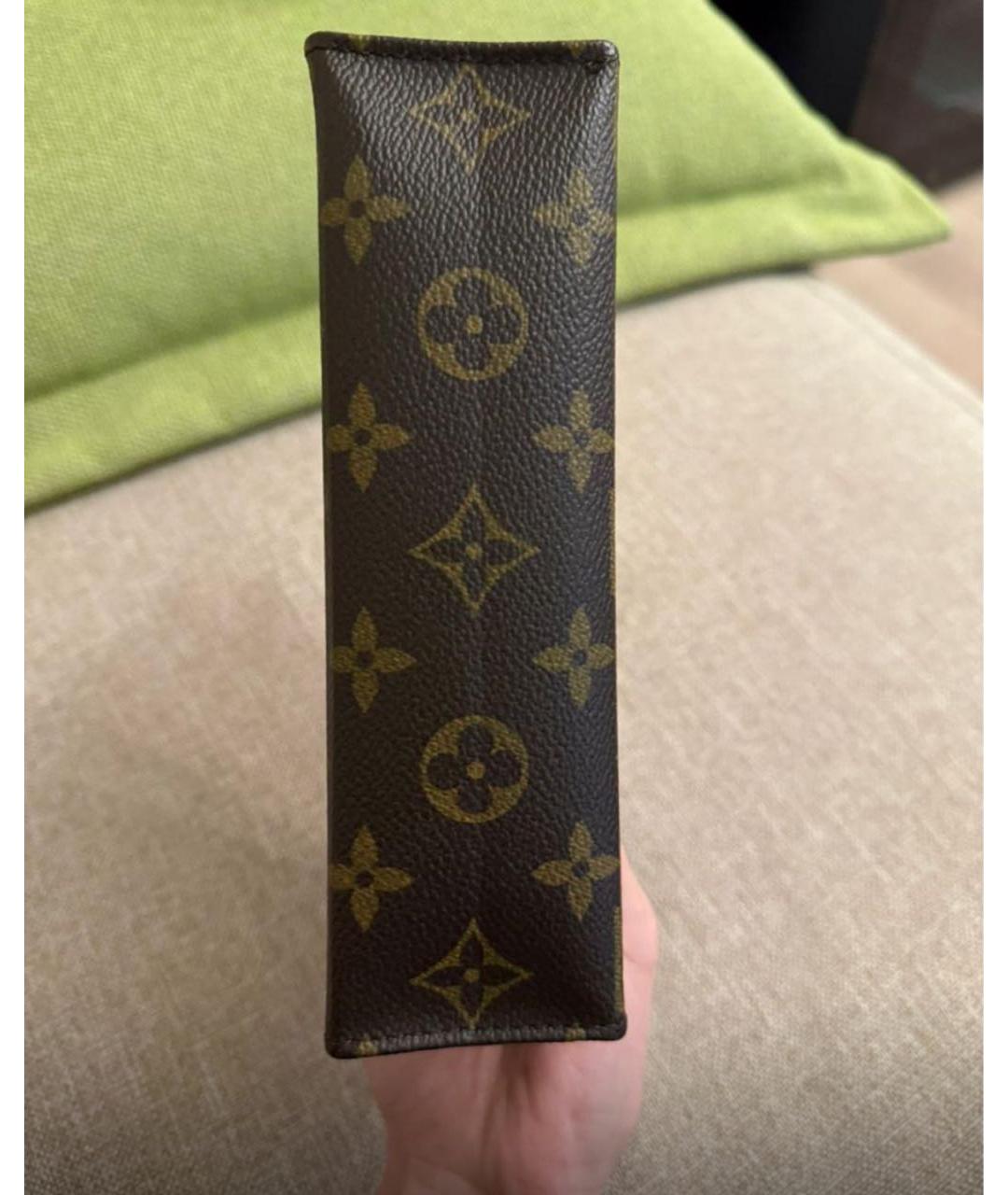 LOUIS VUITTON Коричневая косметичка, фото 4