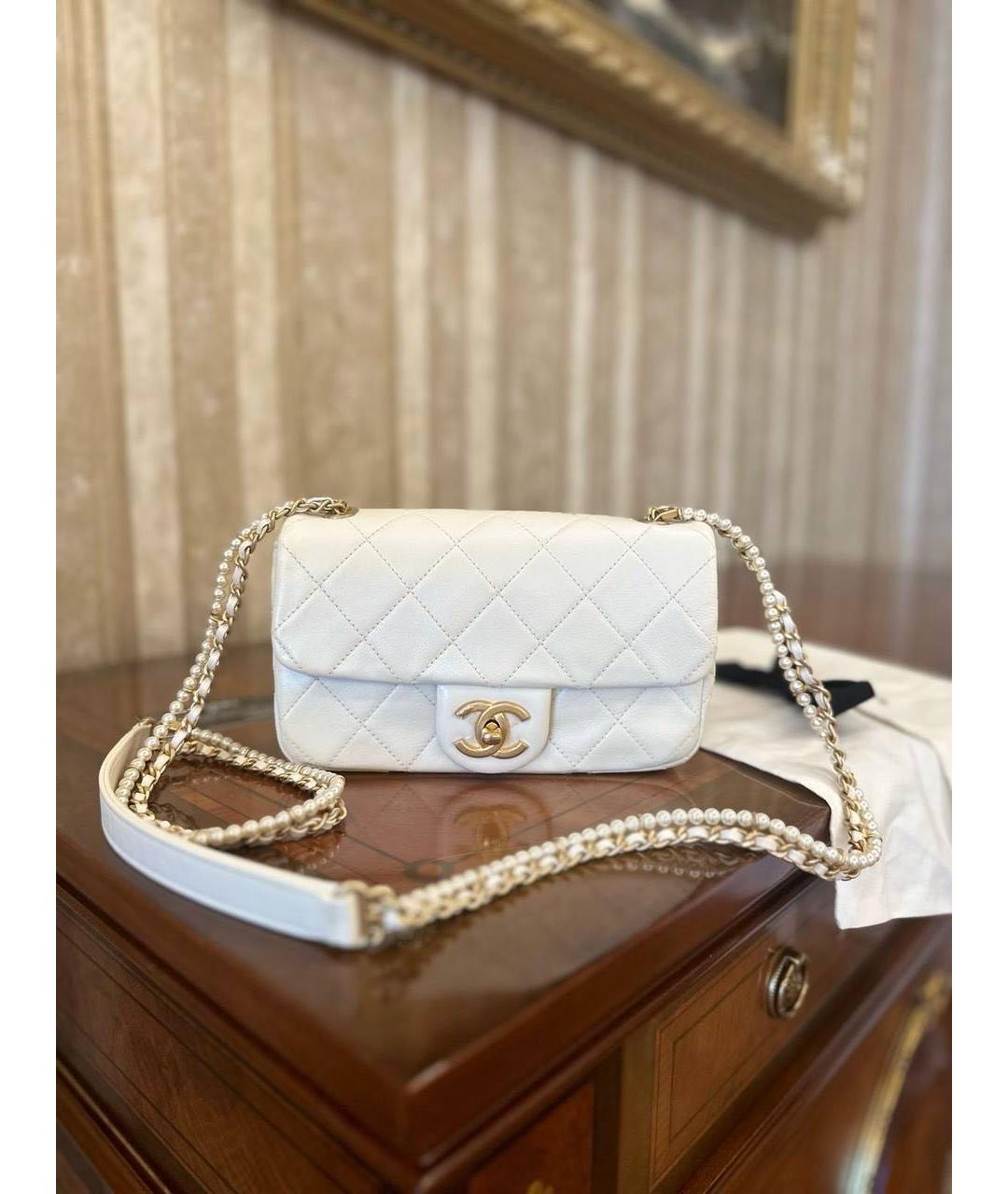 CHANEL Белая кожаная сумка через плечо, фото 2
