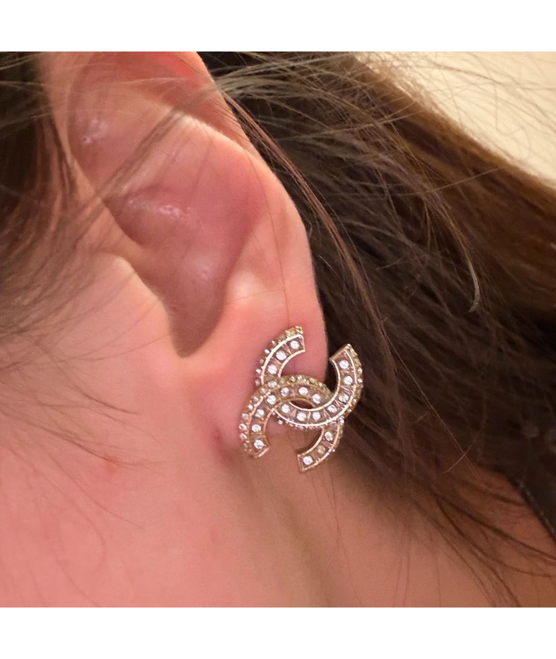 CHANEL Золотые металлические серьги, фото 4