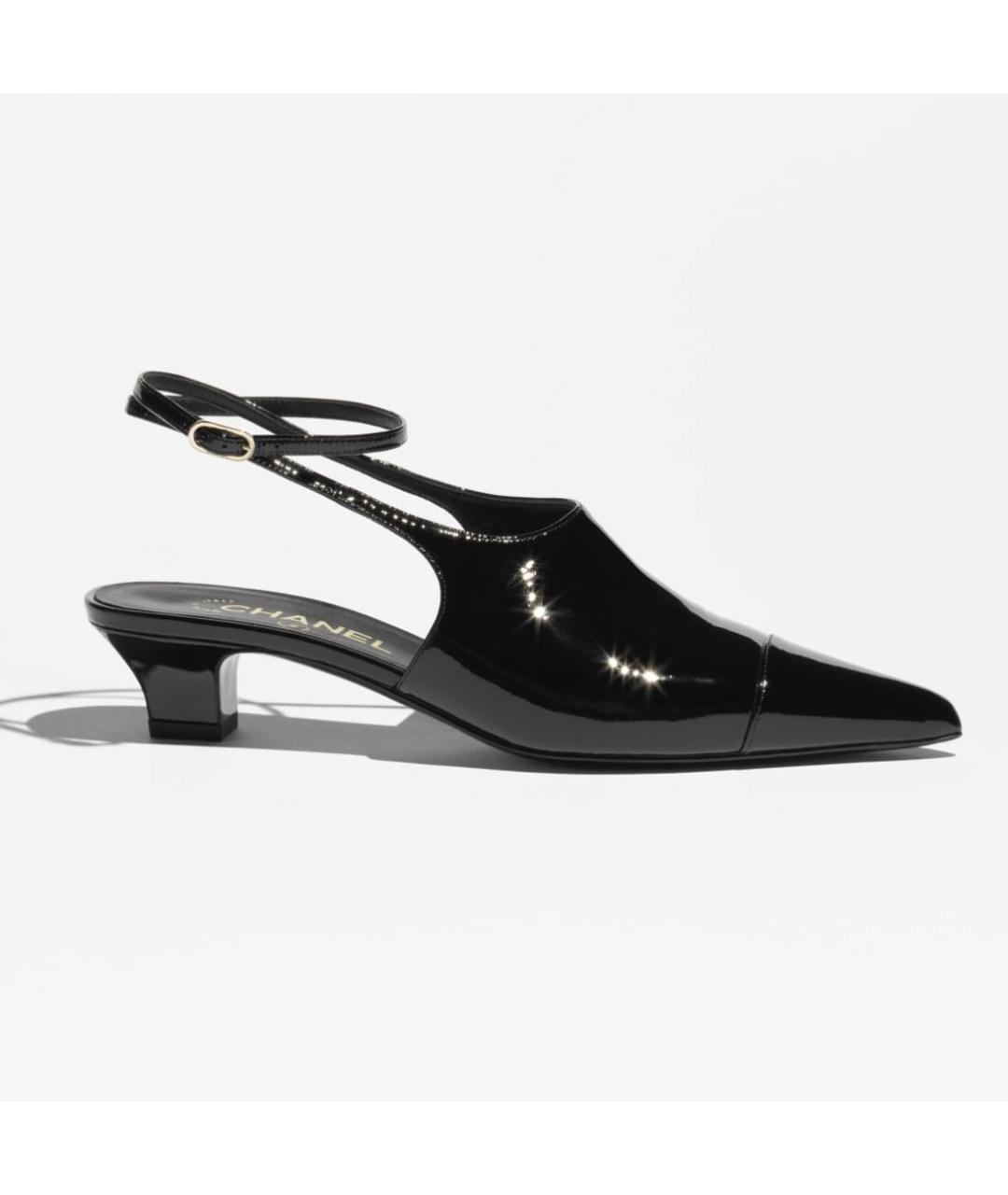 CHANEL Черные лодочки на низком каблуке из лакированной кожи, фото 5