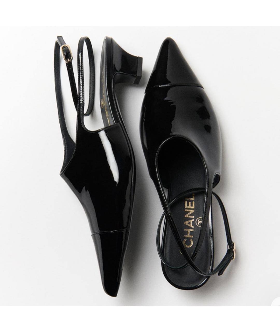 CHANEL Черные лодочки на низком каблуке из лакированной кожи, фото 4