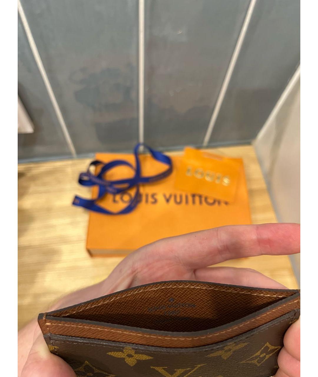 LOUIS VUITTON Коричневый кожаный кардхолдер, фото 4