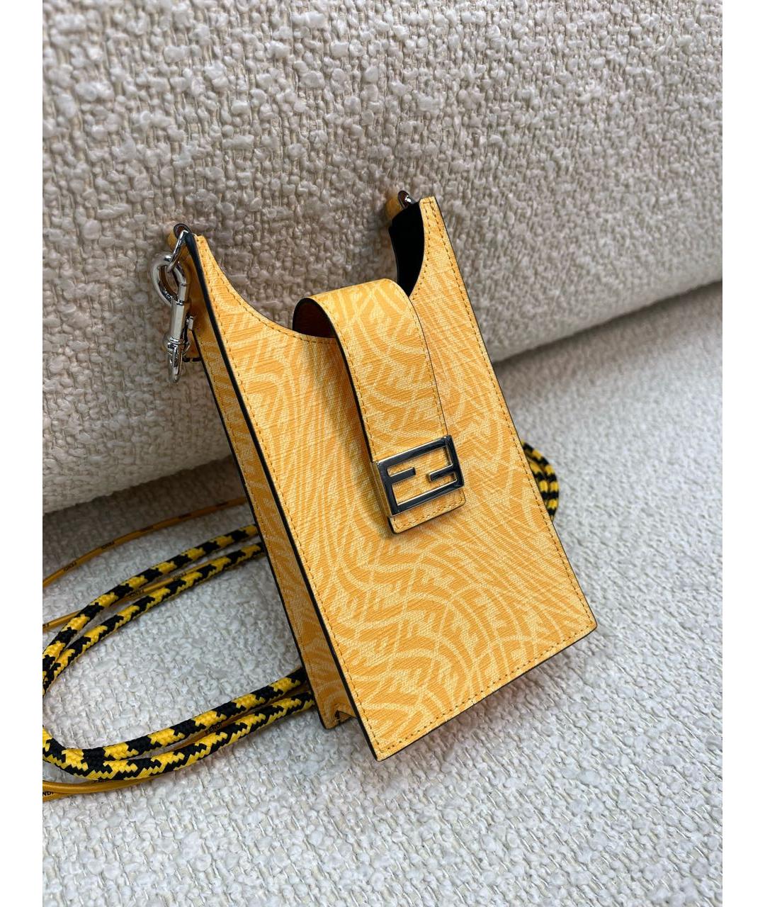 FENDI Желтая кожаная сумка через плечо, фото 2