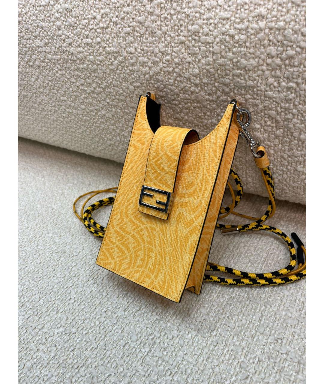 FENDI Желтая кожаная сумка через плечо, фото 5