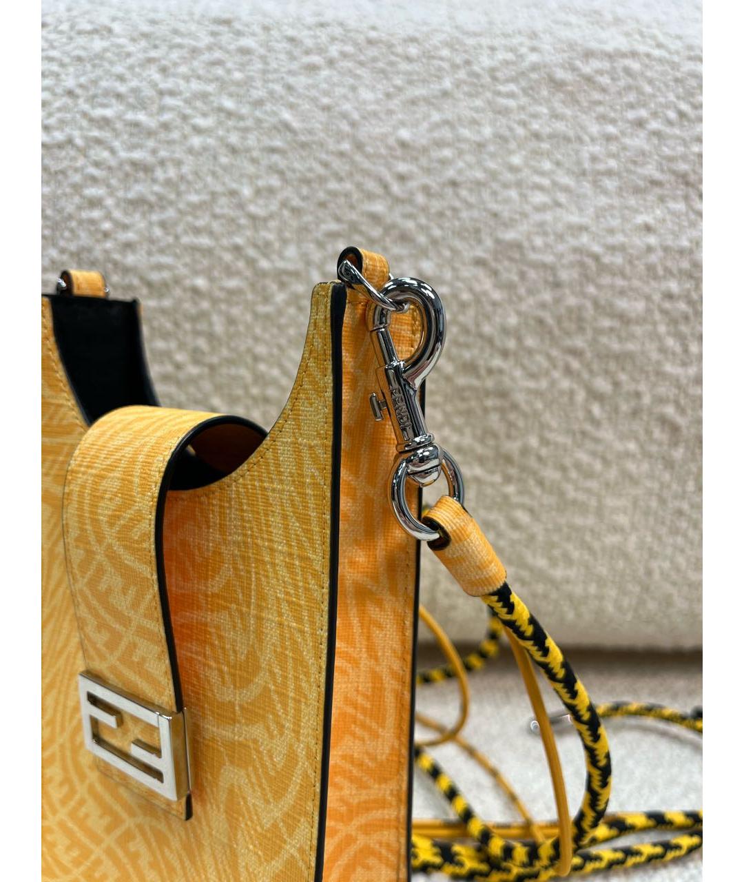 FENDI Желтая кожаная сумка через плечо, фото 7