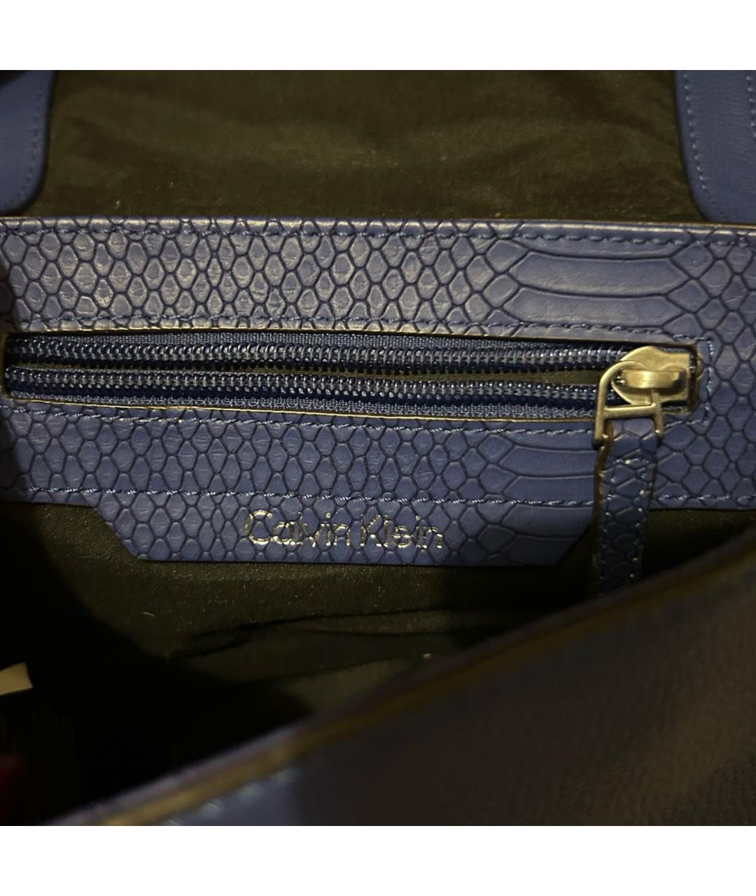 CALVIN KLEIN Темно-синяя сумка через плечо из искусственной кожи, фото 6