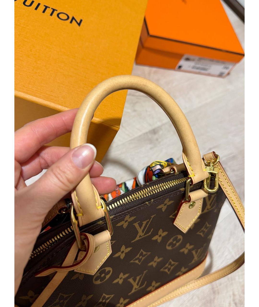 LOUIS VUITTON Коричневая сумка с короткими ручками, фото 2