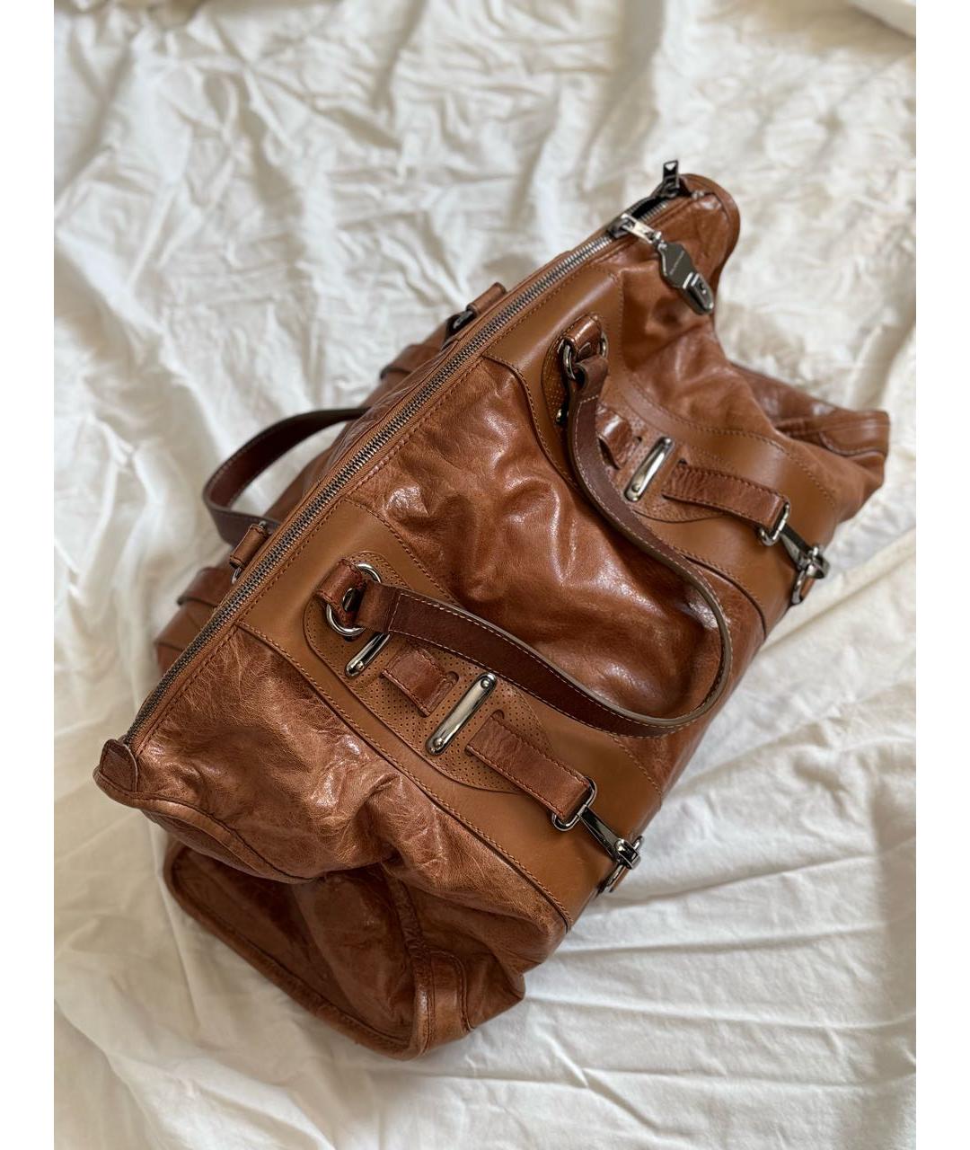 BALENCIAGA Коричневая кожаная сумка с короткими ручками, фото 2