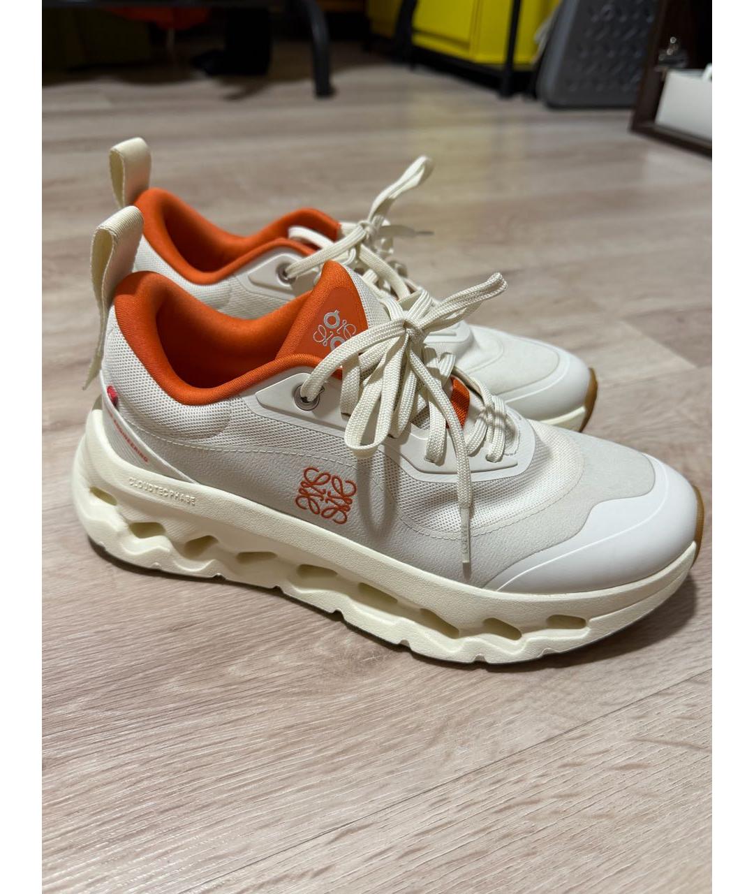 LOEWE Белые кроссовки, фото 4