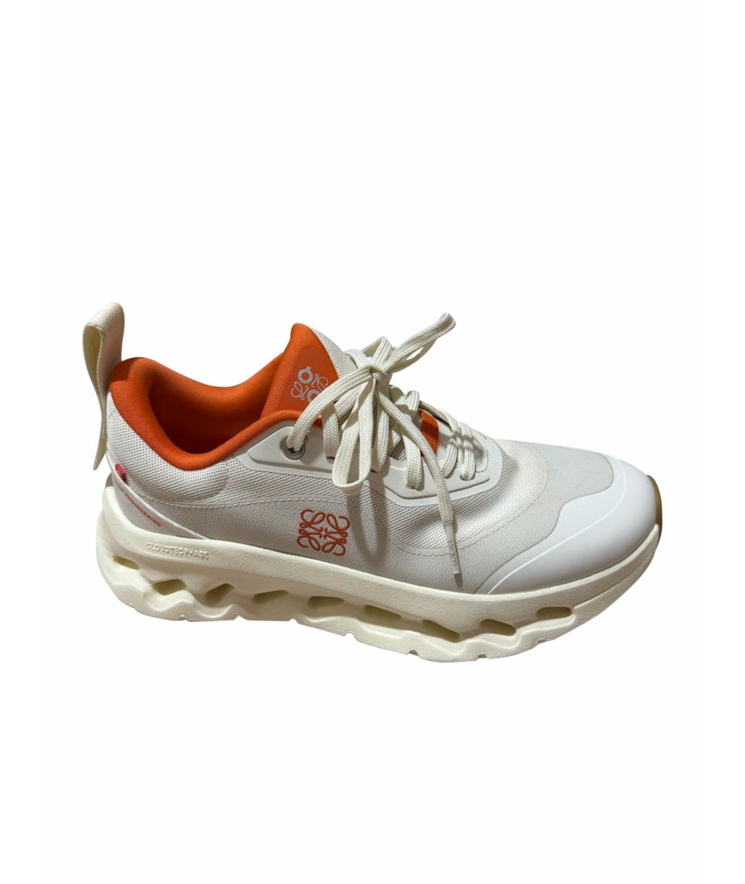 LOEWE Белые кроссовки, фото 1