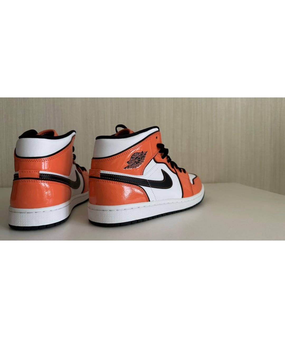JORDAN Оранжевое кожаные высокие кроссовки / кеды, фото 2