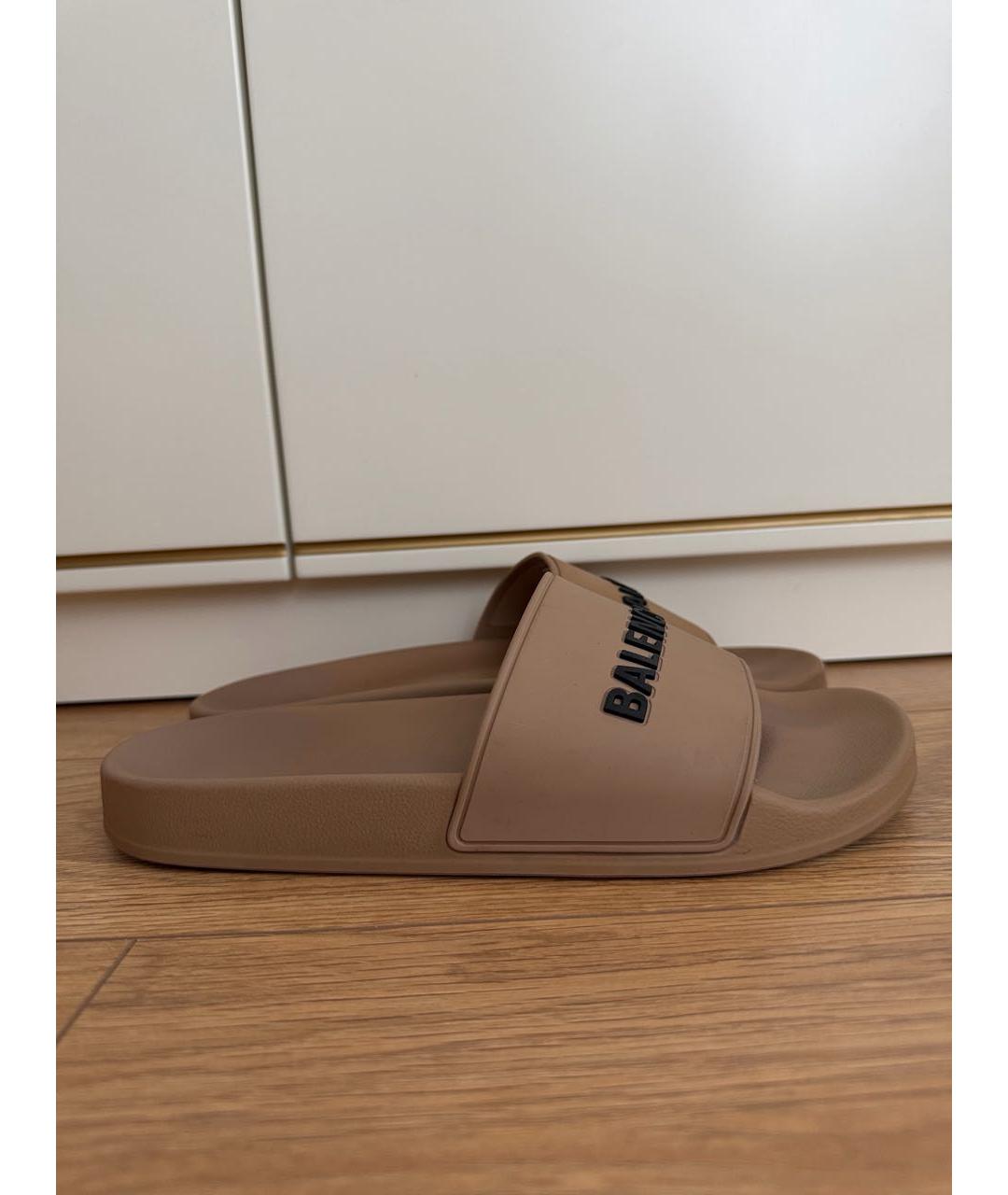 BALENCIAGA Бежевые резиновые шлепанцы, фото 8
