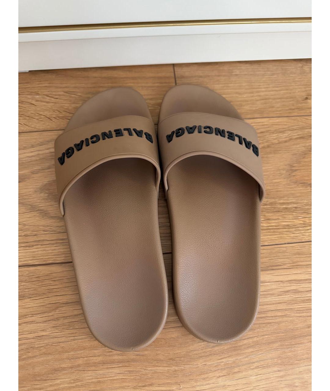 BALENCIAGA Бежевые резиновые шлепанцы, фото 3