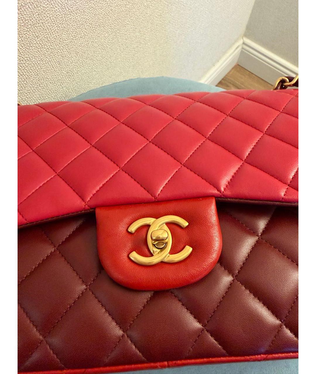 CHANEL Красная кожаная сумка через плечо, фото 5