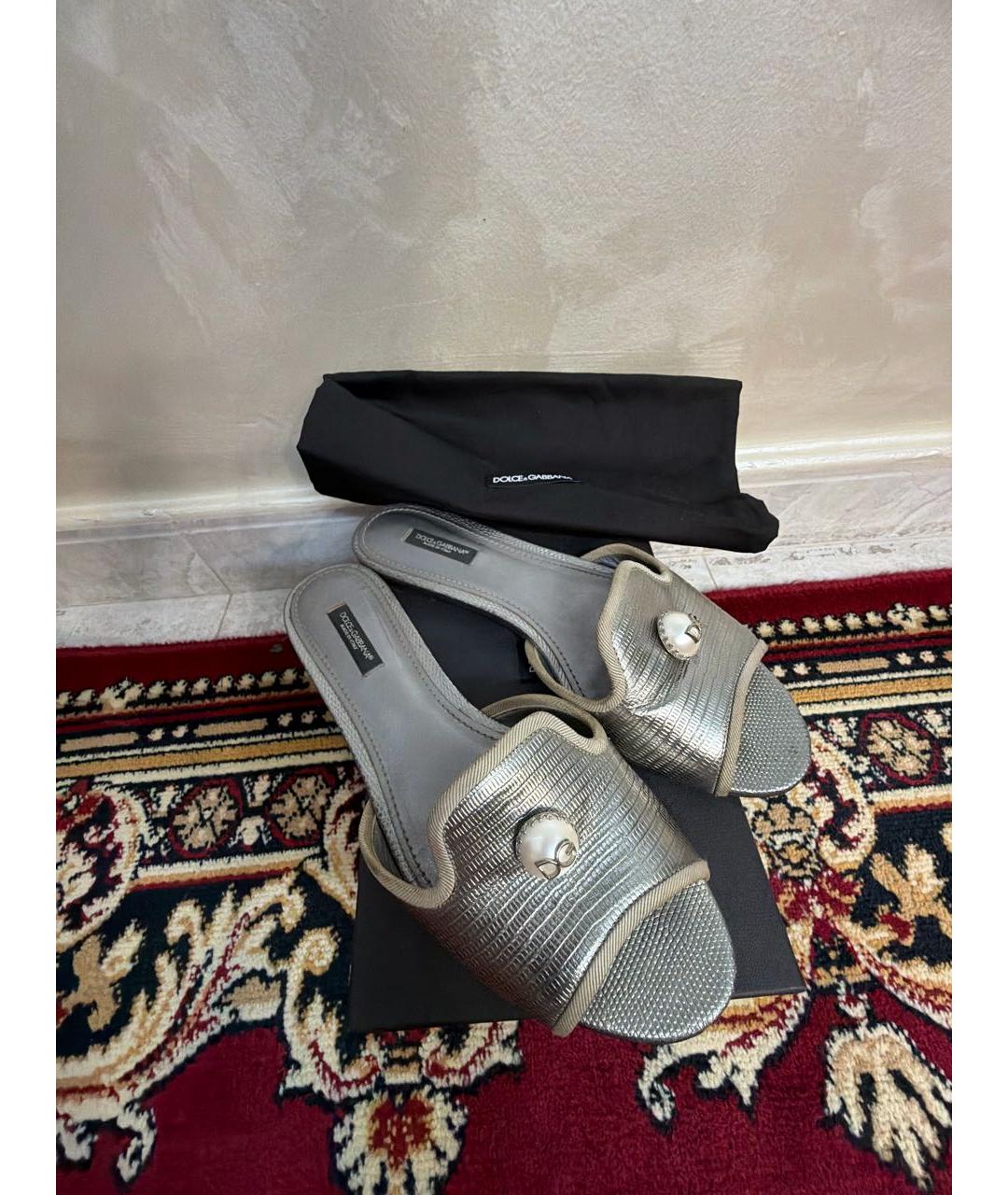 DOLCE&GABBANA Серебряные кожаные шлепанцы, фото 5