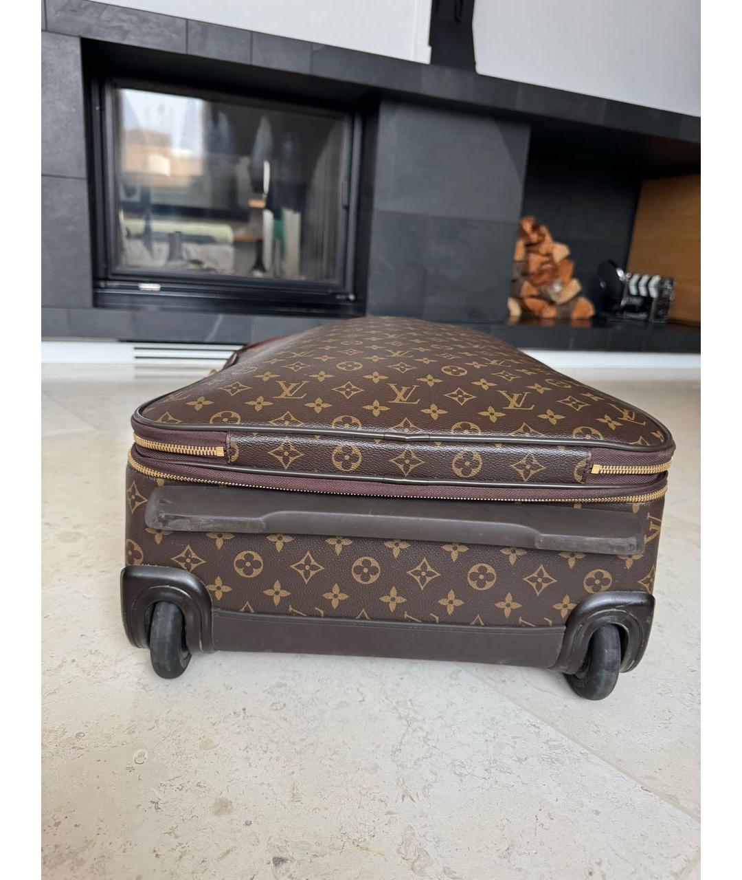 LOUIS VUITTON Коричневый чемодан из искусственной кожи, фото 3