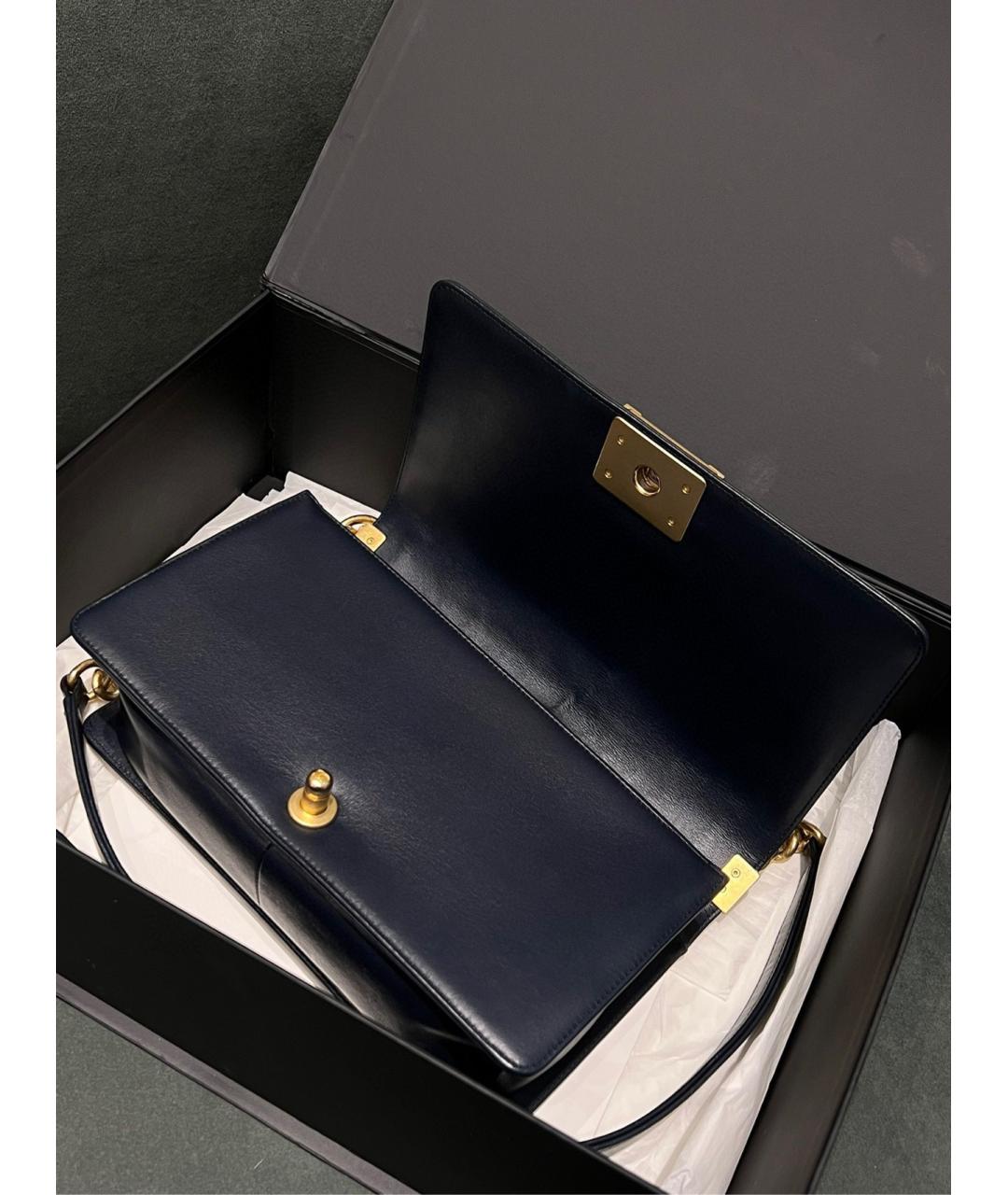 CHANEL Темно-синяя кожаная сумка через плечо, фото 6