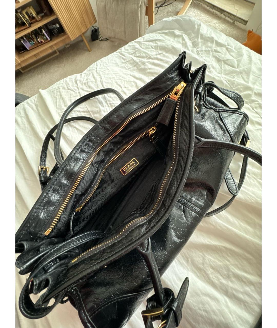 PRADA Черная кожаная сумка через плечо, фото 4
