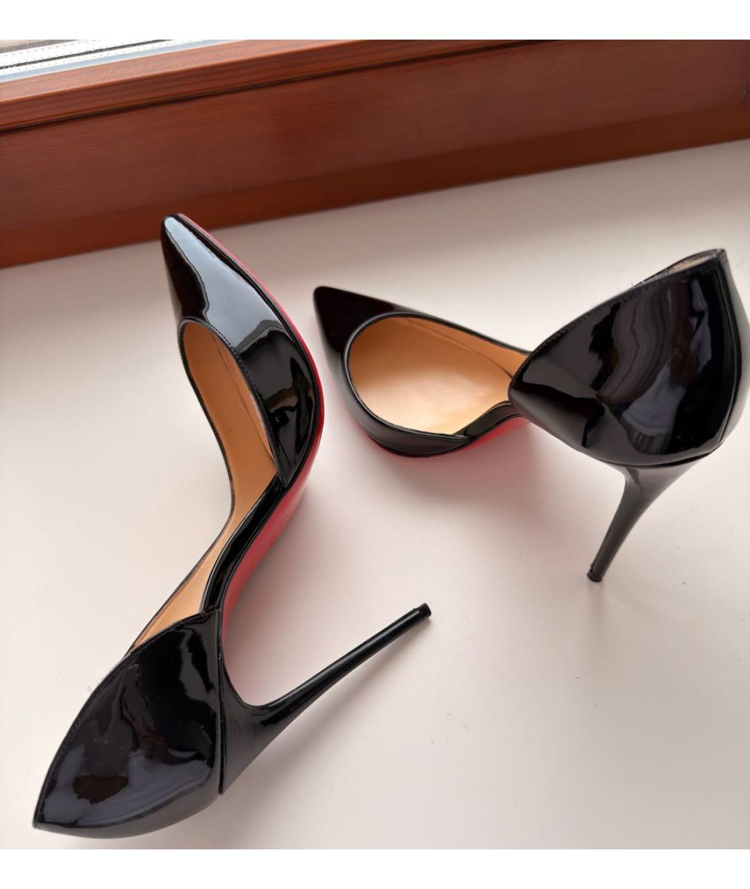 CHRISTIAN LOUBOUTIN Черные туфли из лакированной кожи, фото 5